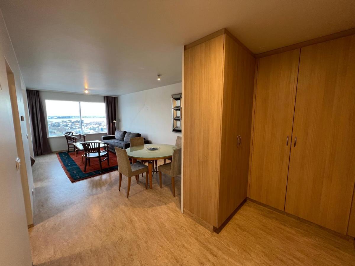 Panoramic Studio Apartment With Stunning View - Free Parking เรคยาวิก ภายนอก รูปภาพ
